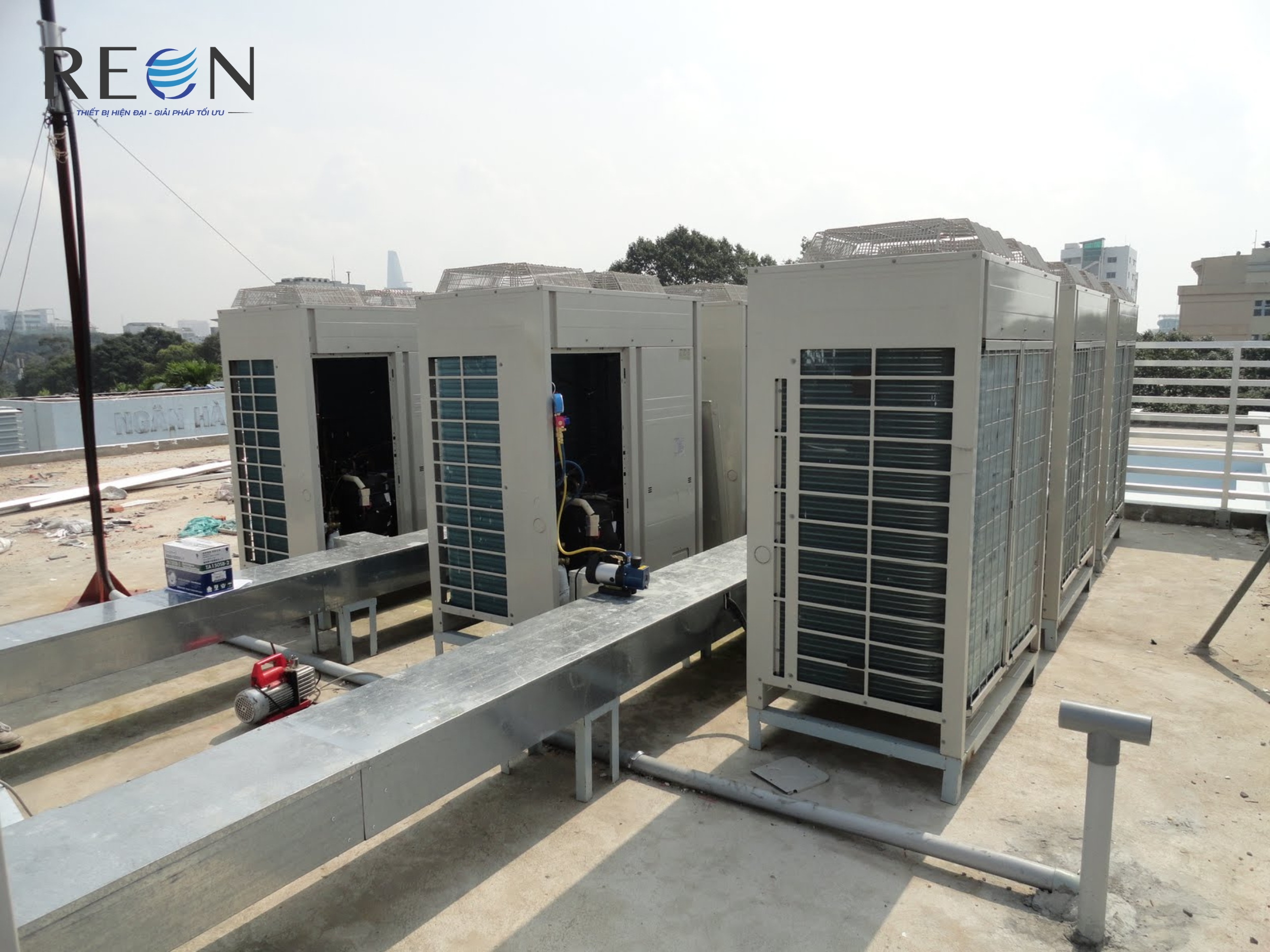 Tại sao nhà máy FDI nên sử dụng hệ thống làm mát tạm thời thay vì đầu tư hệ thống cố định?
