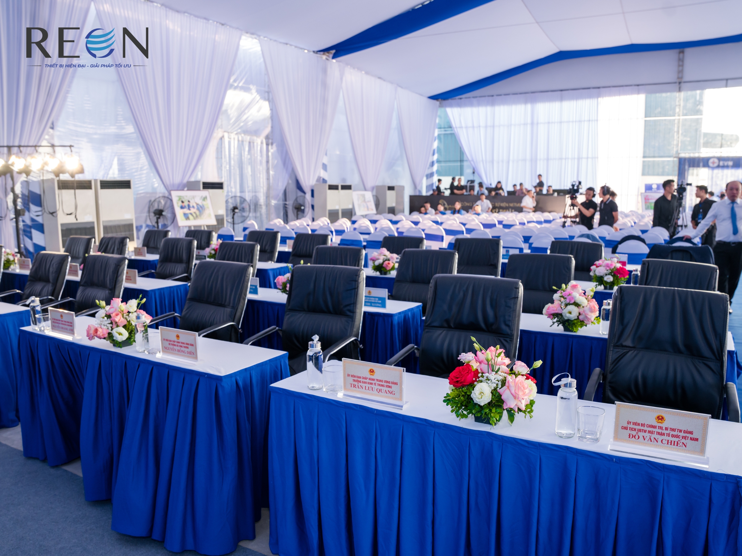 DỰ ÁN LẮP ĐẶT ĐIỀU HÒA LỄ KHÁNH THÀNH ĐƯỜNG DAY