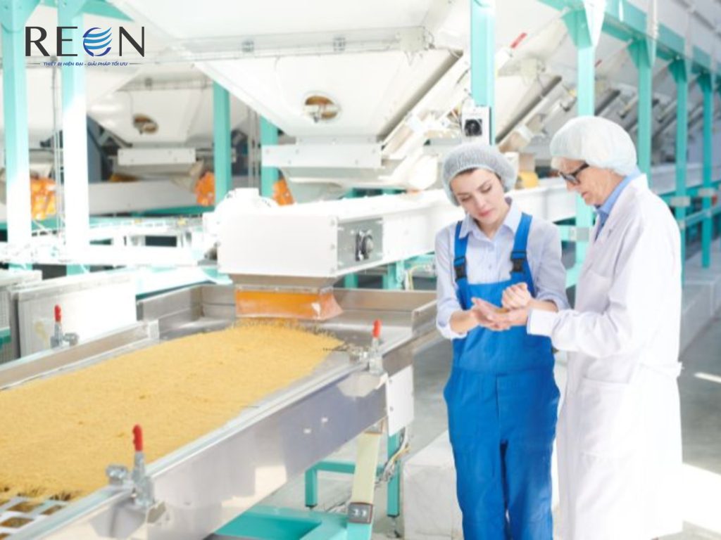 Hệ lụy khi không kiểm soát nhiệt độ nhà xưởng chế biến thực phẩm